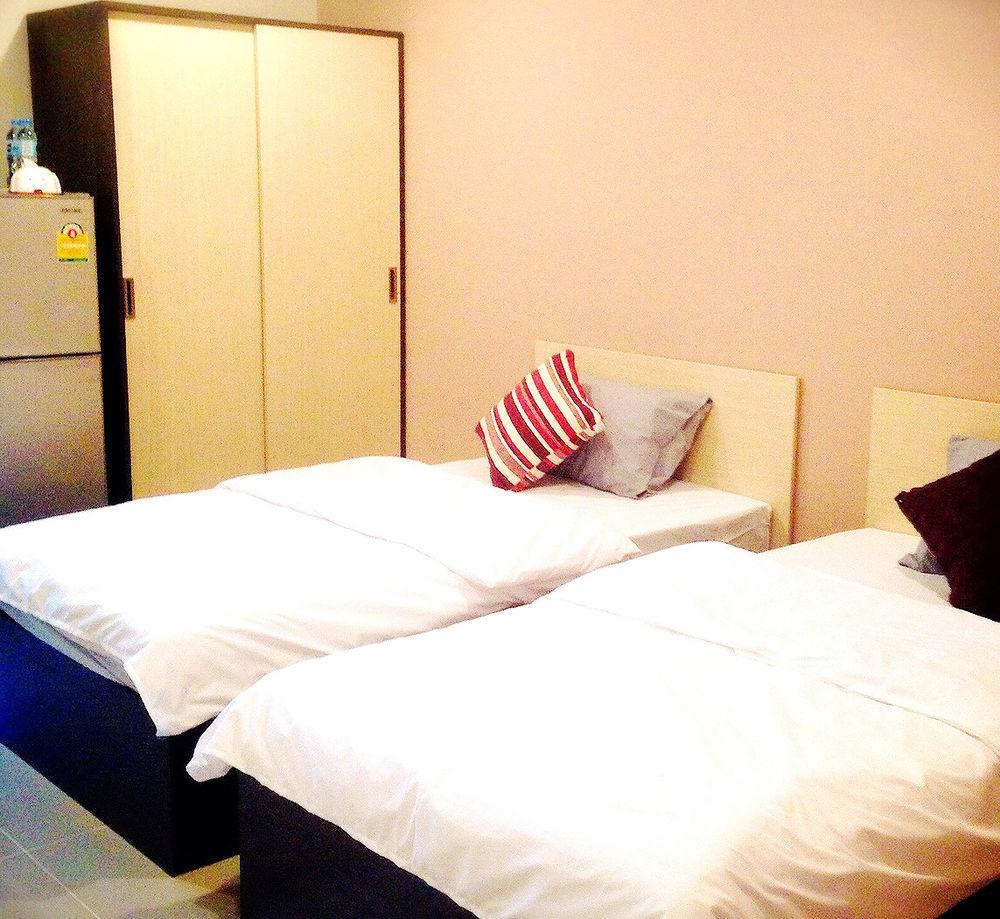 At Ease Hotel Suvarnabhumi Bang Phli Dış mekan fotoğraf