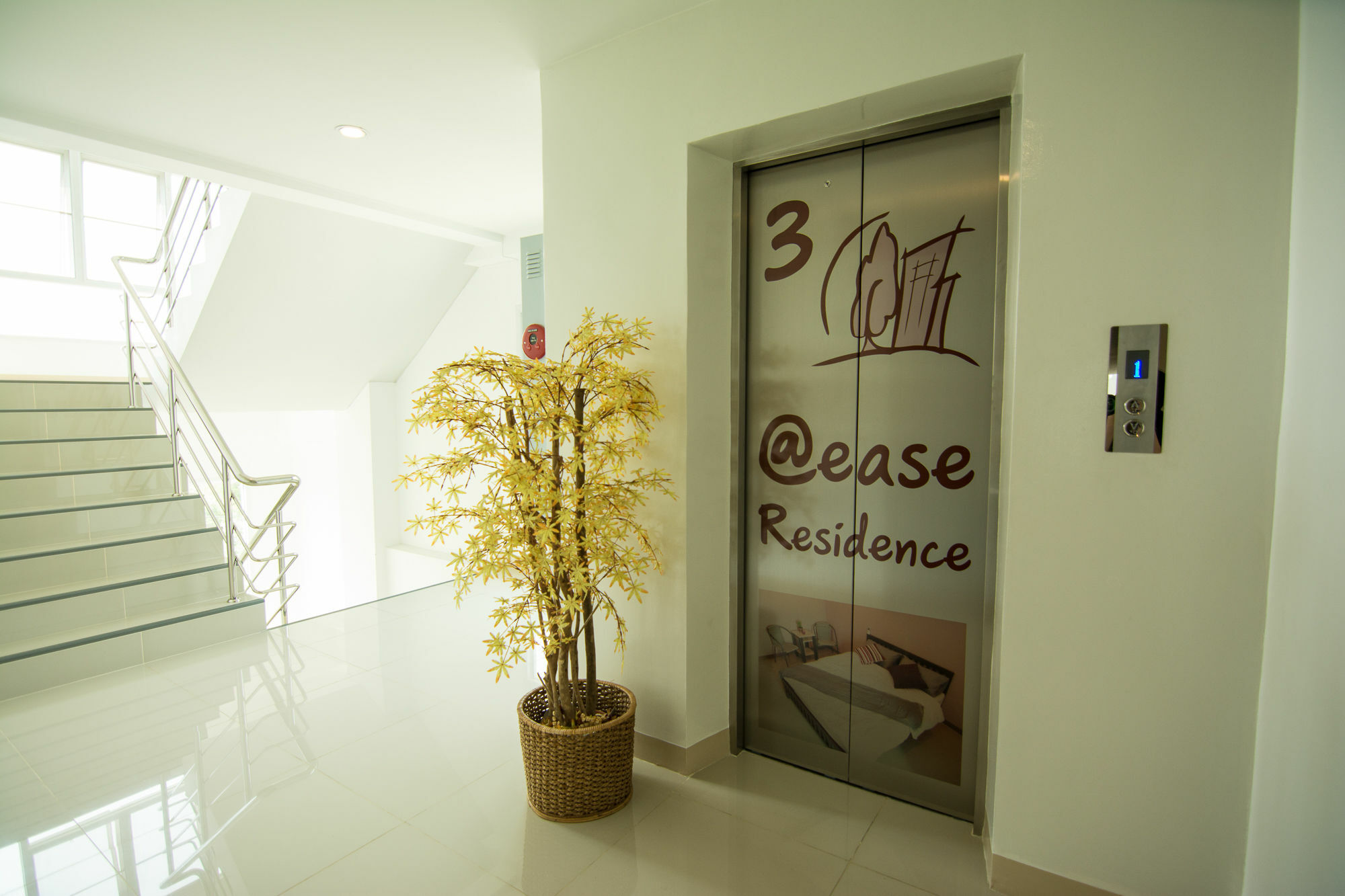 At Ease Hotel Suvarnabhumi Bang Phli Dış mekan fotoğraf